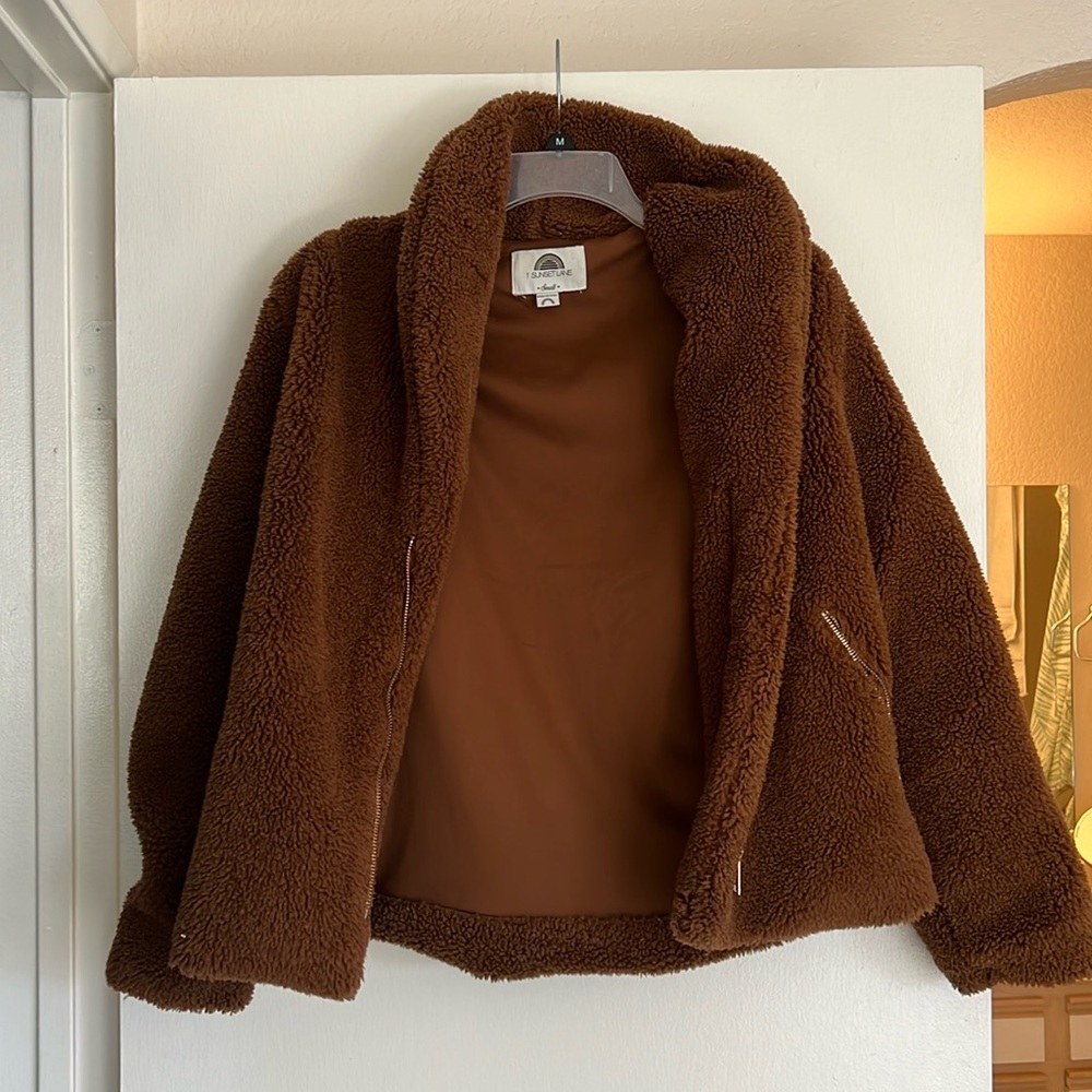 Brown fuzzy teddy puffy jacket